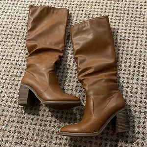 Brown slouchy boots